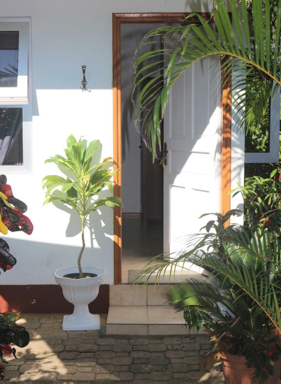 Apartamento Garden Hut Victoria Exterior foto